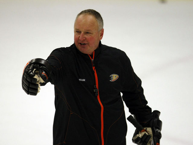 Ducks announce re-hiring of coach Randy Carlyle