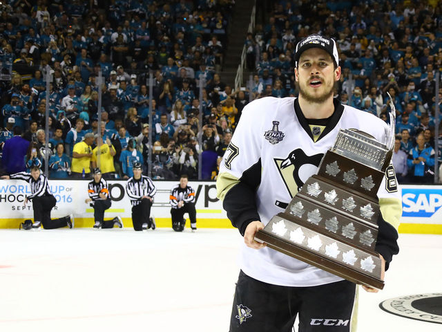 Report: Crosby topped Kessel in airtight Conn Smythe vote