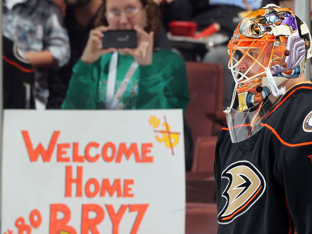 Bryzgalov wants to play in the NHL again