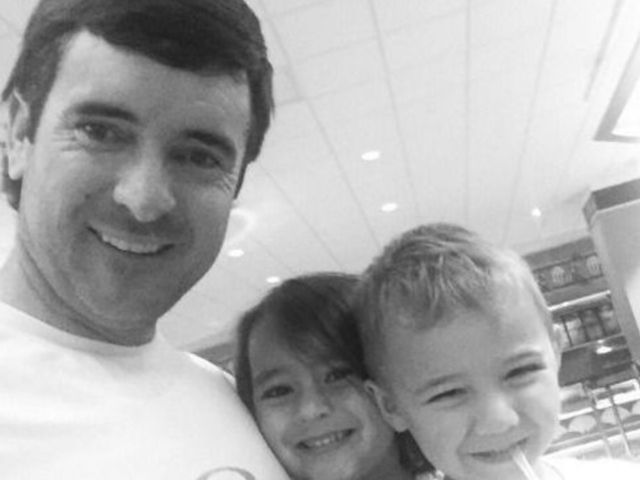 Bubba Watson takes Jason Day's son to movies while dad plays round 1