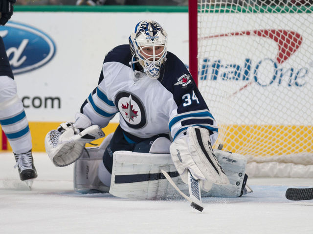 Jets sign Michael Hutchinson to 2-year, $2.3M contract