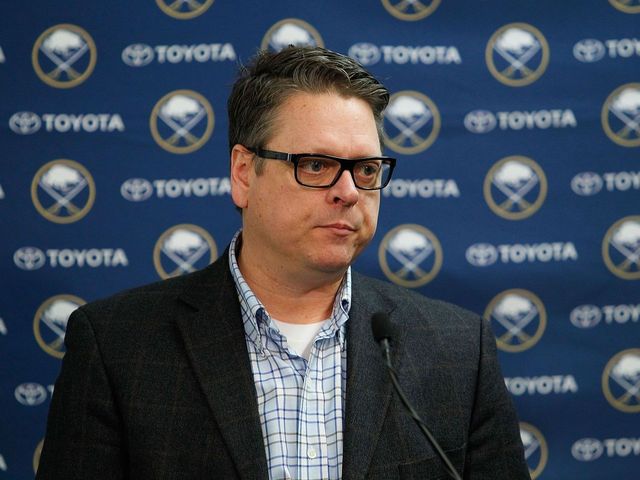 Sabres willing to trade 8th pick for top-end, left-shot defenseman