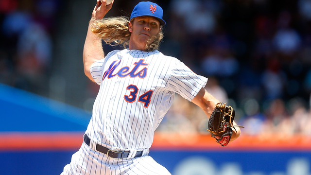 Syndergaard to see doctors after elbow discomfort