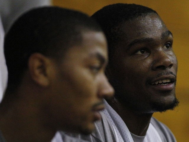 Report: Knicks' Jackson told Rose he's going after Durant