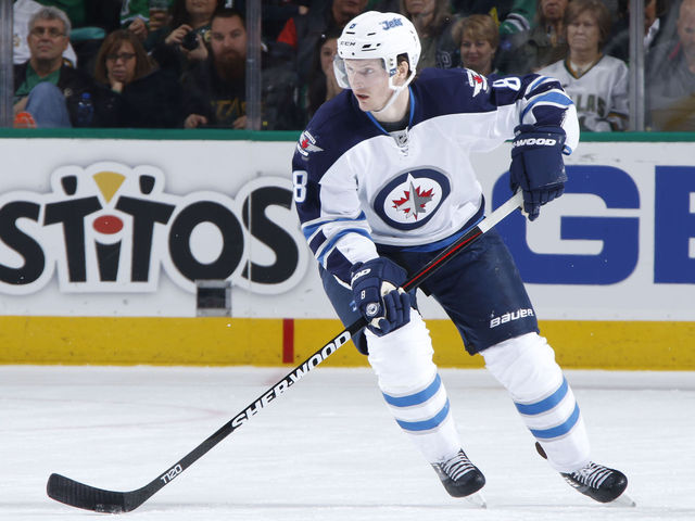 Red Wings reportedly made offer for Trouba in summer