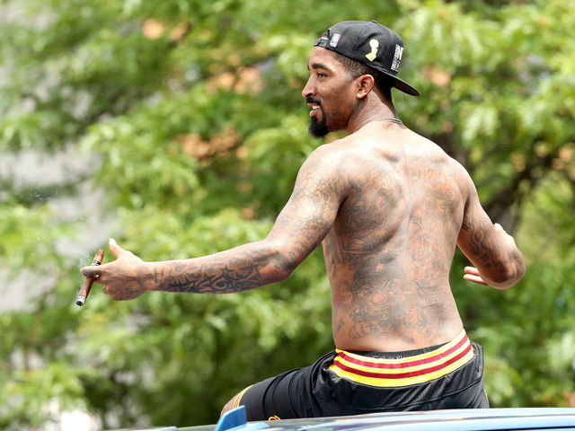 Watch: J.R. Smith takes off shirt to fire up Cleveland crowd
