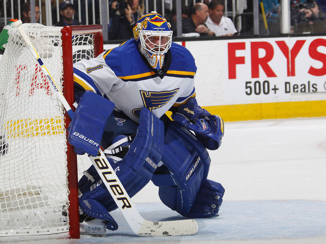 Flames acquire Brian Elliott from Blues
