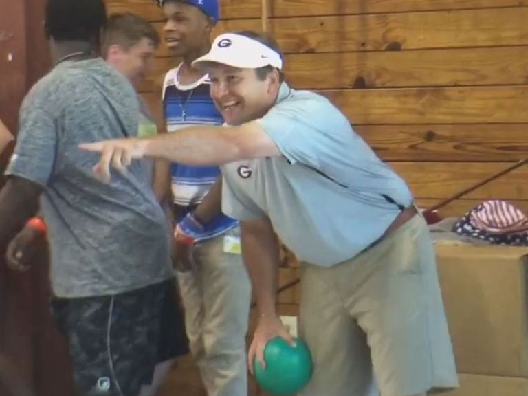 Ncaa football 10 demo impressions Watch: Kirby Smart shows off dodgeball skills | theScore.com