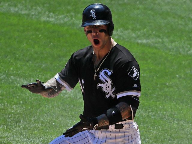 Report: Rays will 'look into' signing Lawrie