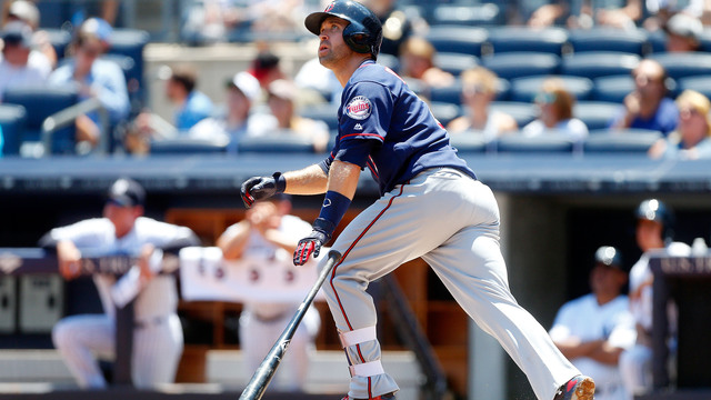Report: Twins asking high price in Dozier trade talks
