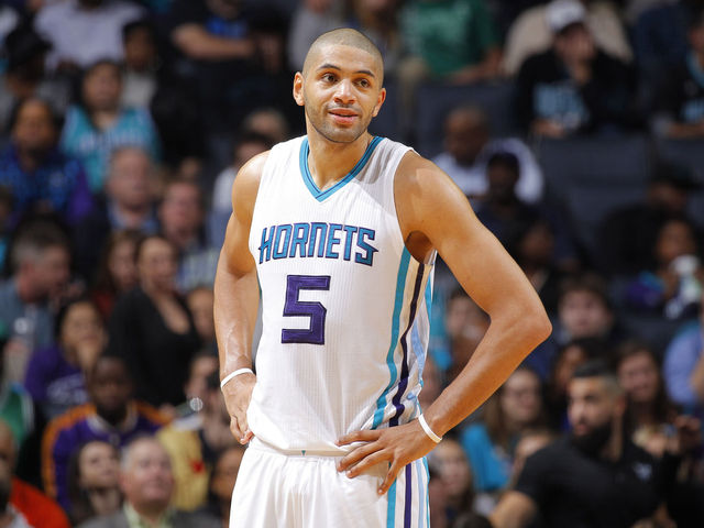 Hornets officially sign Batum