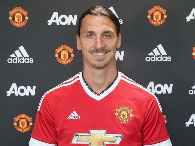 Manchester United confirms signing of Ibrahimovic on free transfer