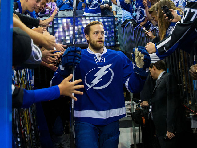 Lightning sign Hedman to 8-year, $63M contract extension