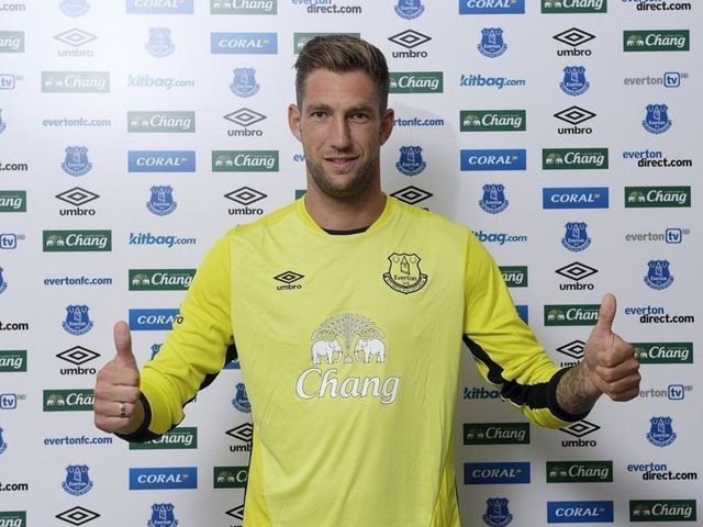 Koeman kicks off Everton tenure with Stekelenburg signing