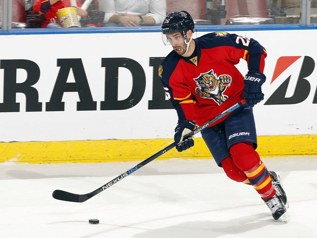 Report: Kings sign Teddy Purcell to 1-year contract