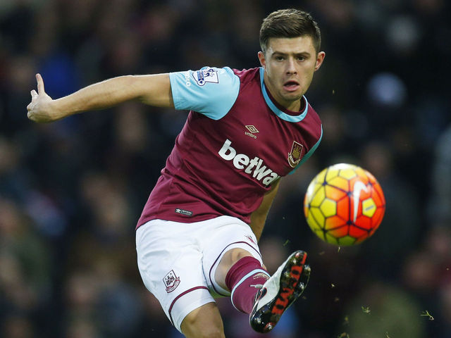 West Ham's Cresswell out up to 4 months with knee ligament injury
