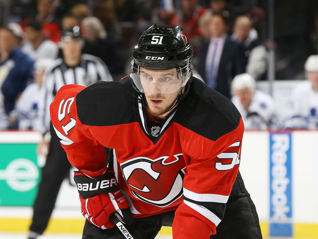 Devils re-sign Kalinin to 1-year, $800K contract