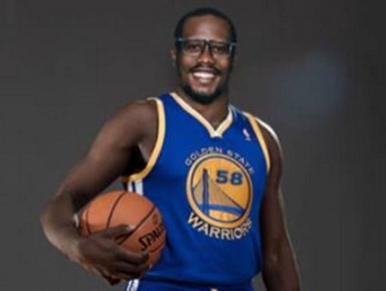 Von Miller likes how he looks in Warriors jersey (Photo)