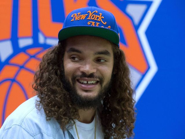 Watch: Joakim Noah throws up hilarious air ball