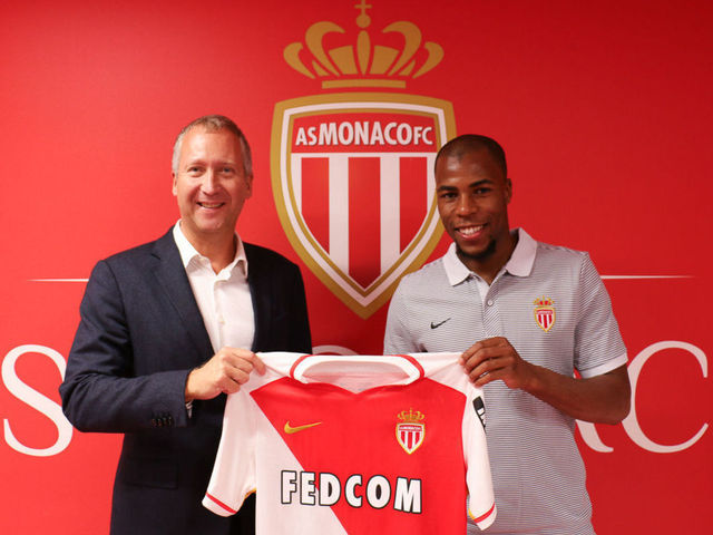Monaco signs Djibril Sidibe from Lille