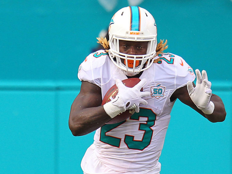 Miami Dolphins off and running with Jay Ajayi pacing offensive