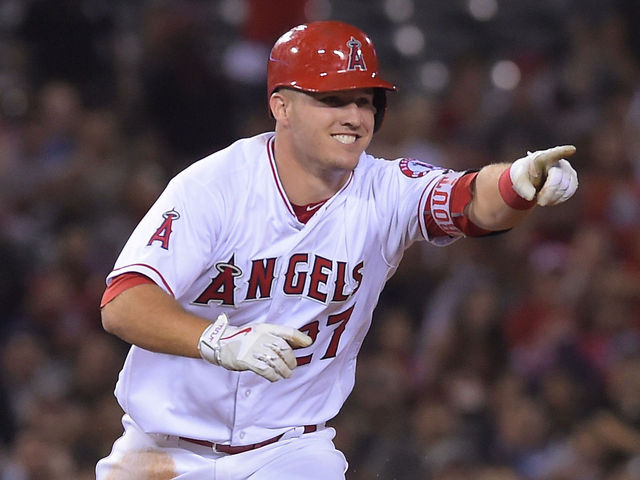 Trout hopes to battle MVP runner-up Betts for '10-to-15 years'
