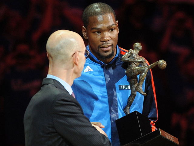 Silver: NBA should 're-examine' system after Durant signing