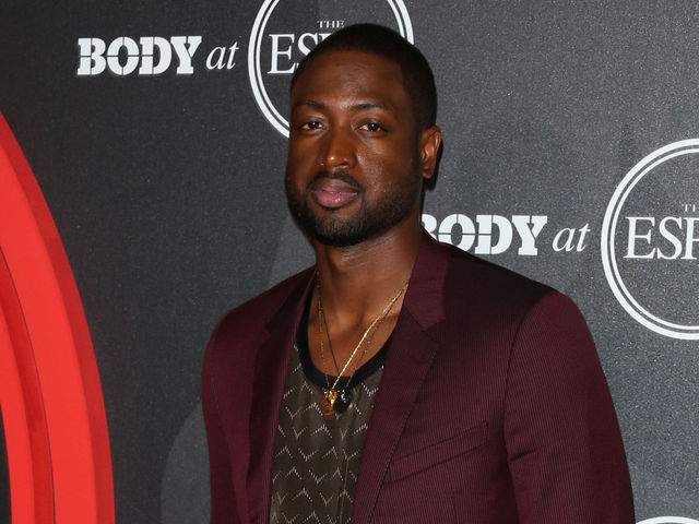 Wade: Chicago needs tougher gun laws