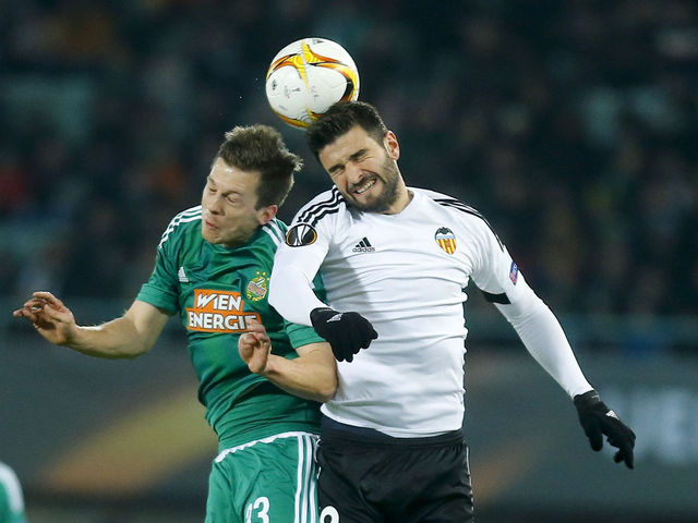 Report: Middlesbrough closes in on Barragan in Valencian double swoop