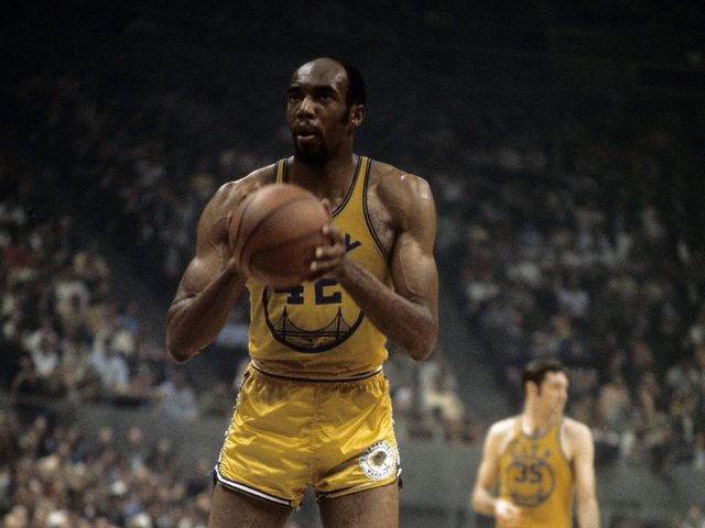 Hall of Famer Nate Thurmond dies of leukemia at age 74
