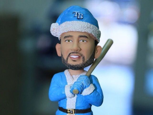 Rays unveil snazzy 'Kiermaier Claus' bobblehead