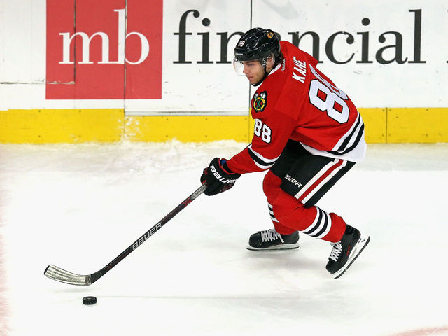 Watch: Kane breezes through stick-handling obstacle course