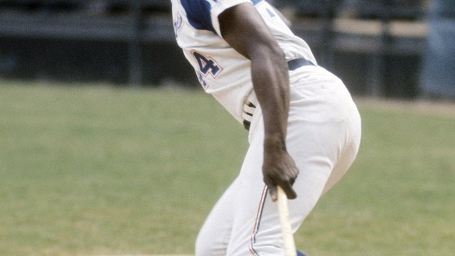 Watch: 43 years ago, Hank Aaron hits 700th career HR