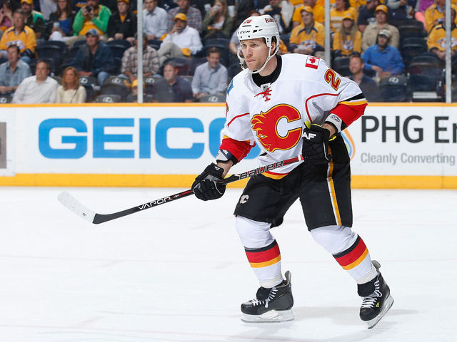 Report: NHL dismisses arbitrator who reduced Wideman suspension