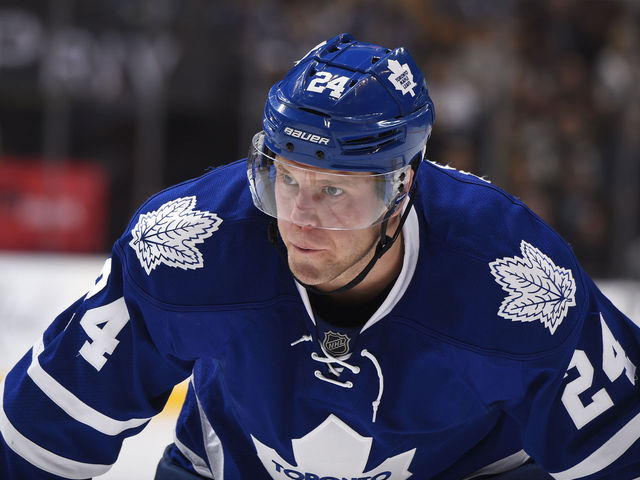 Report: Maple Leafs place Holland on waivers