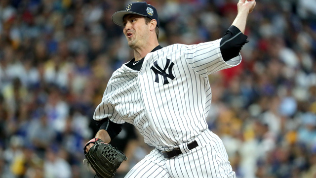 Yankees trade All-Star closer Miller to Indians