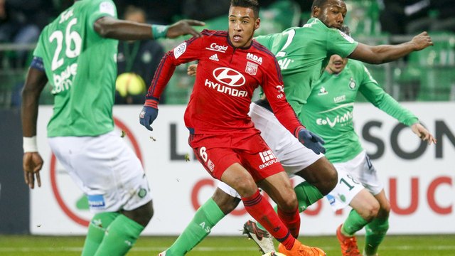 Lyon denies Napoli deal for Tolisso