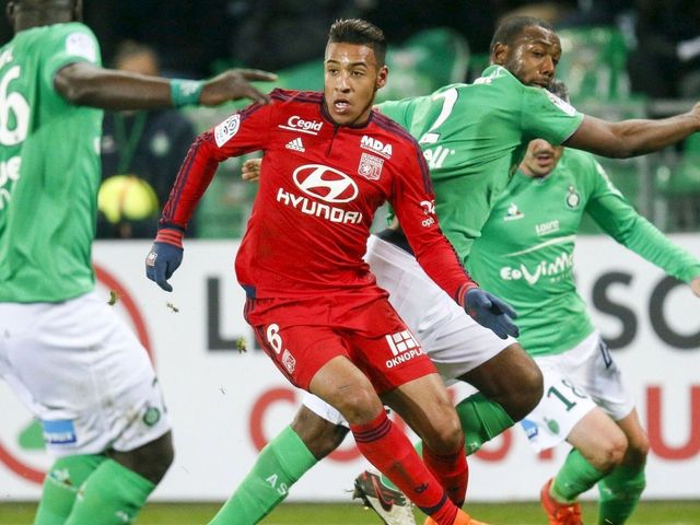 Lyon denies Napoli deal for Tolisso