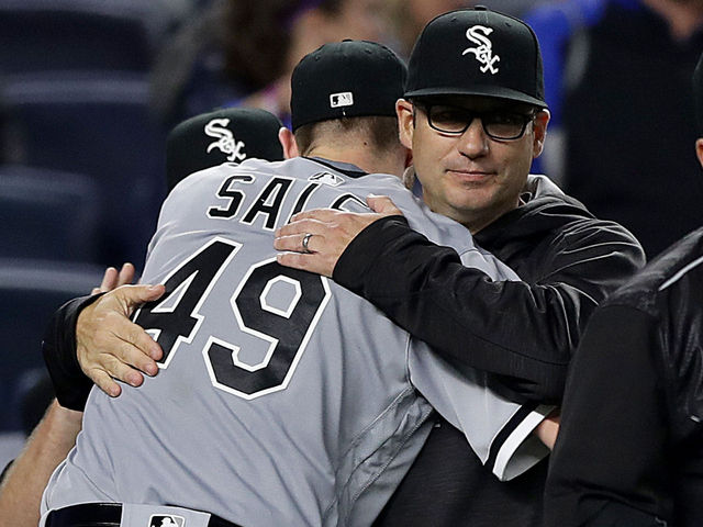 Sale clears air with teammates after jersey incident