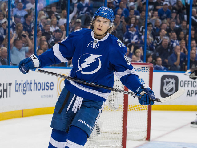 Report: Lightning, Namestnikov agree to 2-year contract worth $3.875M