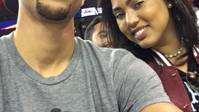 Stephen Curry, Ayesha courtside for USA-China exhibition at Oracle Arena
