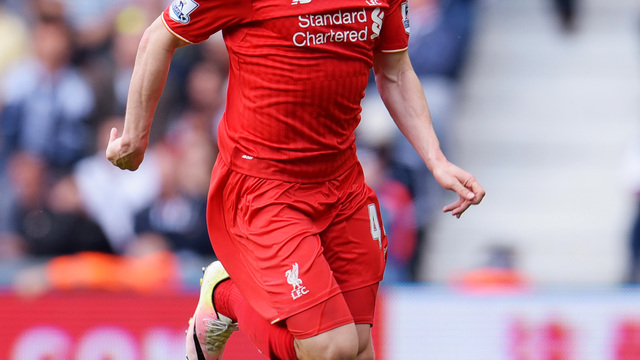 Bournemouth signs Aussie full-back Brad Smith