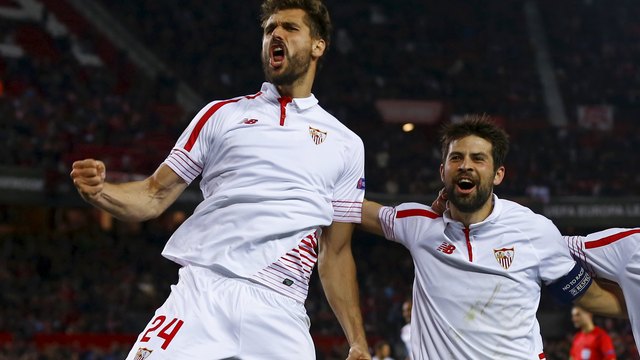 Report: Real Sociedad negotiating for Sevilla's Llorente