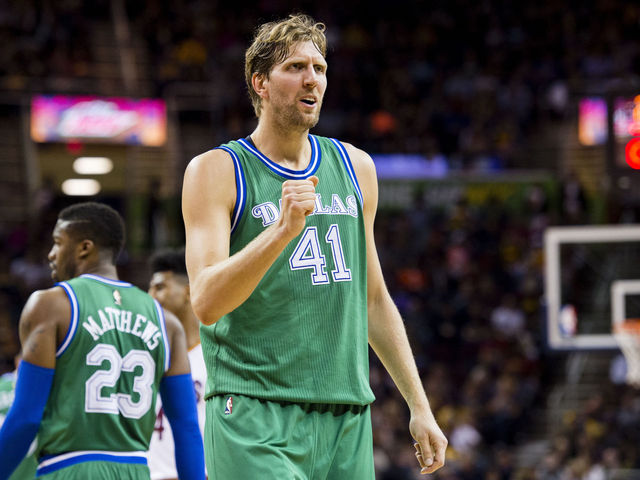 Mavericks sign Nowitzki to reported 2-year, $50M contract