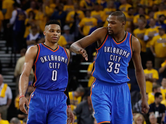 Durant will hold off congratulating Westbrook on extension