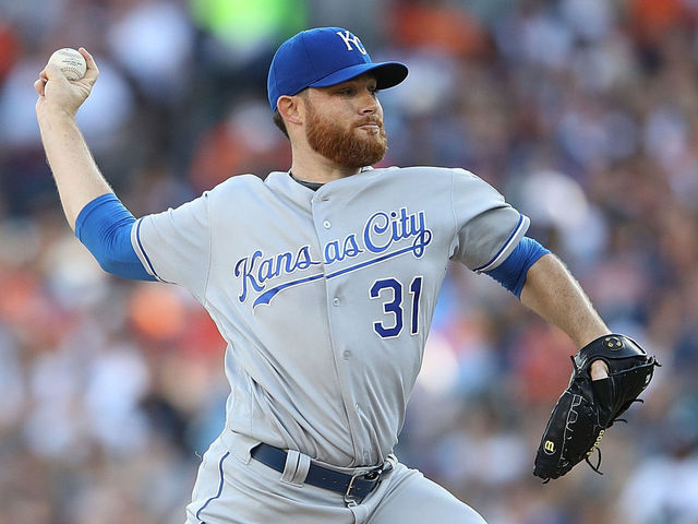 Report: Royals trying to package Kennedy, Davis in trade