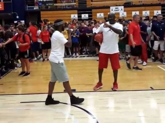 Jordan challenged by Chris Paul at basketball camp