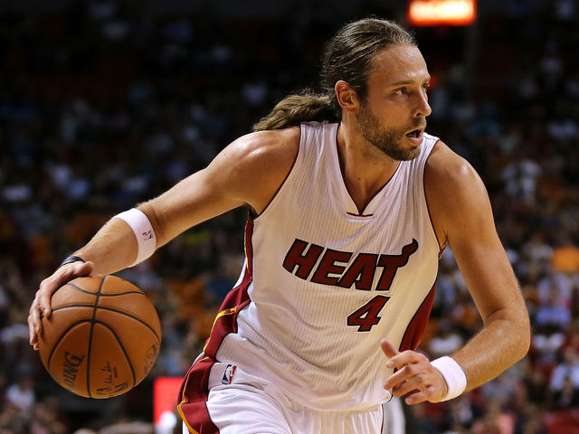 Report: Heat 'could not even give' Josh McRoberts away