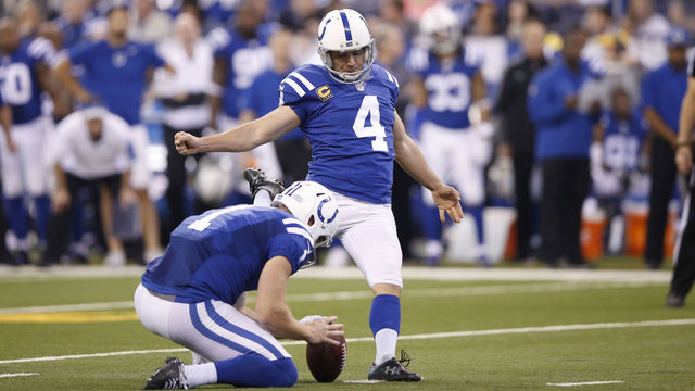 Vinatieri tells struggling Aguayo to call him 'anytime'