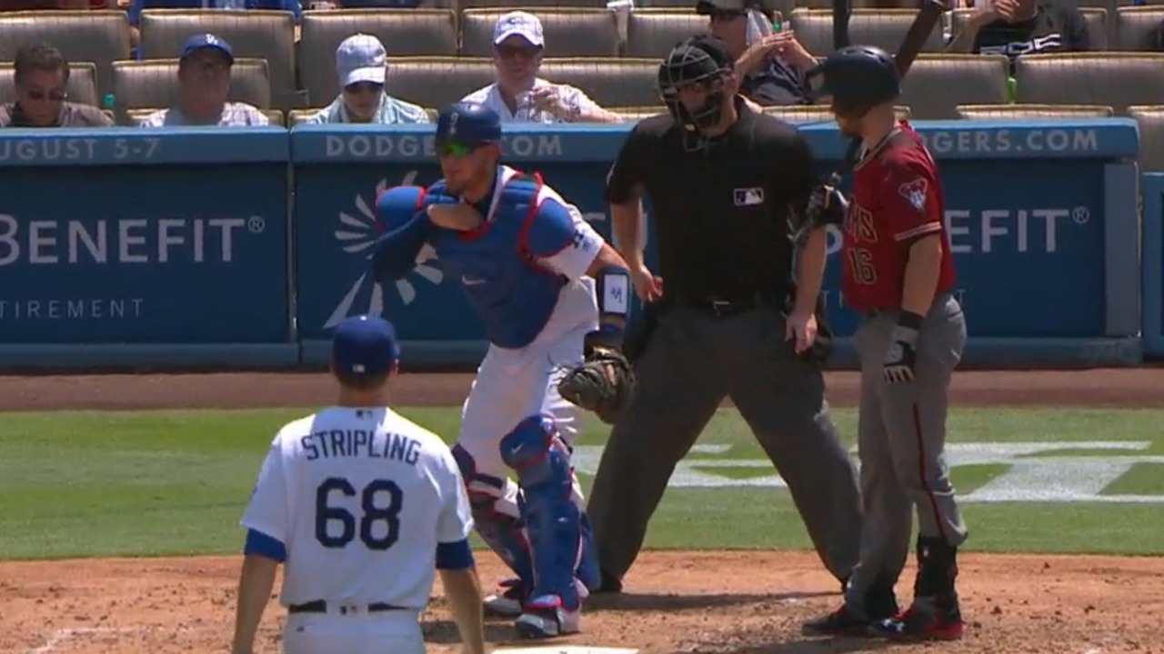 Lamb scores after ball gets stuck in Grandal's equipment | theScore